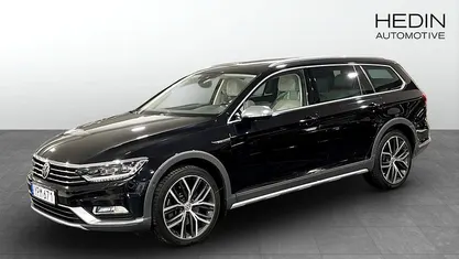 Svart metallic Begagnad 2018 VW Passat Alltrack Kombi | 239 900 kr (Bra pris)