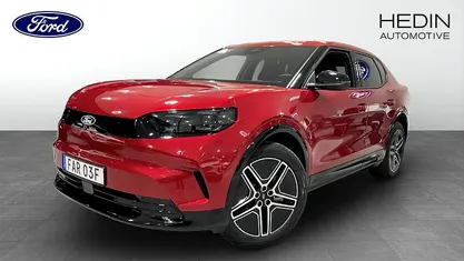 Begagnad Ford Capri Premium 250 kW (340 HK) 2024 Röd (red) Halvkombi