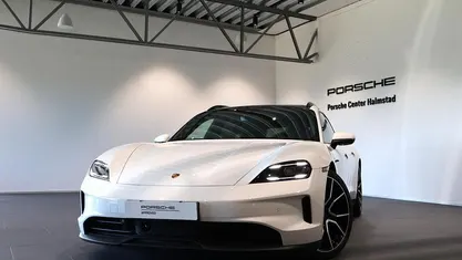 Begagnad Porsche Taycan Sport Turismo 320 kW (436 HK) 2025 Sedan