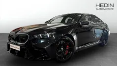 Svart (black) Begagnad 2025 BMW M5 Comfort Edition Sedan | 1 474 700 kr (Superpris)