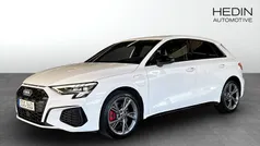 Vit (white) Begagnad 2021 Audi A3 e-tron S-Line Halvkombi | 289 900 kr