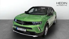 Grön (green) Begagnad 2021 Opel Mokka-e Ultimate SUV | 194 900 kr (Marknadspris)