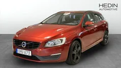 Röd (red) Begagnad 2016 Volvo V60 Kombi | 159 900 kr (Marknadspris)