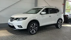 Vit Begagnad 2016 Nissan X-Trail SUV | 145 000 kr (Lite dyr)