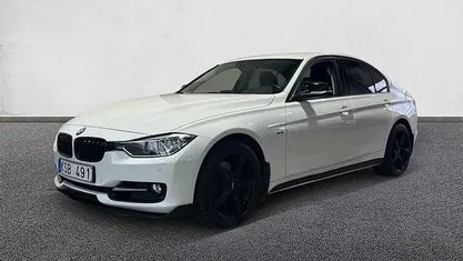 Begagnad BMW 328 245 HK (180 kW) 2013 Vit Sedan