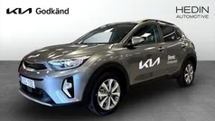 Grå (grey) Ny 2025 Kia Stonic 4 SUV | 277 900 kr (Marknadspris)