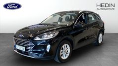Svart (black) Begagnad 2022 Ford Kuga Titanium SUV | 259 900 kr (Marknadspris)