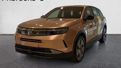 Brun (impakt copper (metallic)) Begagnad 2025 Opel Grandland X SUV | 399 900 kr (Bra pris)