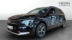 Svart (black) Ny 2025 Kia Niro Advance SUV | 367 000 kr (Bra pris)