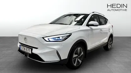 Vit Begagnad 2022 MG ZS Comfort Halvkombi | 239 900 kr (Marknadspris)