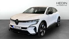 Vit (white) Begagnad 2022 Renault Mégane Equilibre Halvkombi | 249 800 kr (Marknadspris)