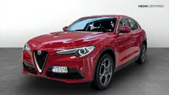 Röd (red) Begagnad 2017 Alfa Romeo Stelvio SUV | 279 000 kr (Marknadspris)