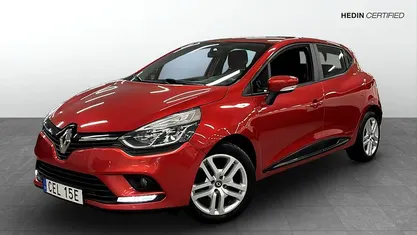 Begagnad Renault Clio IV Zen 90 HK (66 kW) 2019 Röd Halvkombi