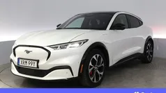 Vit Begagnad 2021 Ford Mustang Mach-E SUV | 335 900 kr (Bra pris)