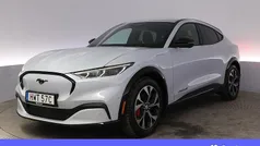 Vit Begagnad 2023 Ford Mustang Mach-E SUV | 439 900 kr (Marknadspris)
