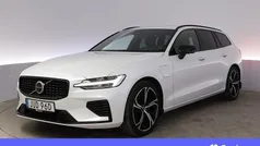 Begagnad 2022 Volvo V60 Plus Kombi | 405 900 kr (Marknadspris)