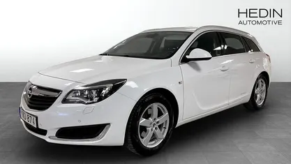 Begagnad Opel Insignia 170 HK (125 kW) 2017 Vit Kombi