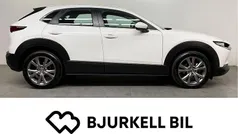 Vit Begagnad 2022 Mazda CX-30 SUV | 264 900 kr (Marknadspris)
