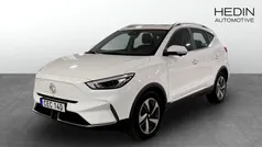 Vit (white) Begagnad 2022 MG ZS Luxury Sedan | 249 900 kr (Superpris)