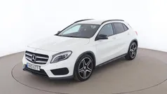 Vit Begagnad 2015 Mercedes GLA200 AMG line SUV | 192 000 kr (Marknadspris)