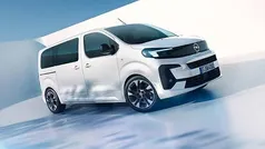 Vit Ny 2025 Opel Zafira Life Van | 534 900 kr