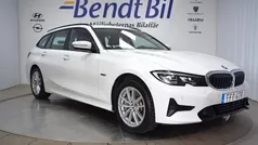Vit Begagnad 2021 BMW 330e Sport Line Kombi | 284 500 kr (Superpris)