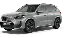 Grå (space silver metallic) Ny 2025 BMW X1 Comfort Edition SUV | 664 500 kr (Marknadspris)
