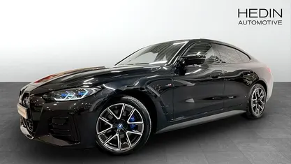 Svart Begagnad 2023 BMW i4 Shadowline Sedan | 528 700 kr (Bra pris)