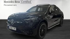 Svart (black) Begagnad 2025 Mercedes GLC300e Premium Sportkupé | 819 900 kr (Marknadspris)