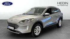 Grå (silver) Begagnad 2022 Ford Kuga Business Edition SUV | 299 900 kr (Marknadspris)