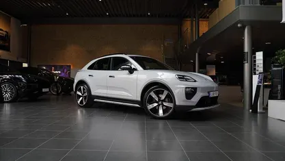 Begagnad Porsche Macan 300 kW (408 HK) 2025 SUV