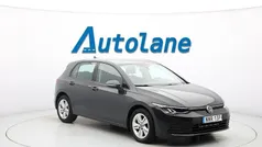 Grå Begagnad 2020 VW Golf VIII Halvkombi | 219 900 kr (Marknadspris)