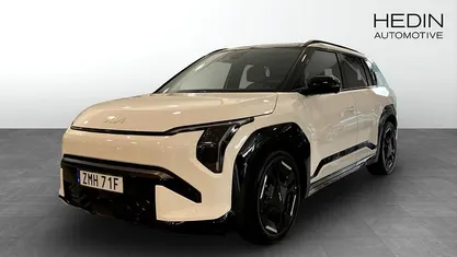 Vit (white) Begagnad 2025 Kia EV3 GT-Line SUV | 499 900 kr (Marknadspris)