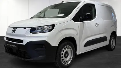 Begagnad Fiat Doblò 2024 Minibuss
