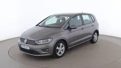Grå Begagnad 2014 VW Golf Sportsvan Minibuss | 126 000 kr