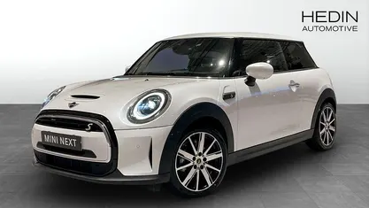 Begagnad 2023 Mini Cooper SE Halvkombi | 254 700 kr (Marknadspris)