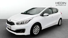 Vit (white) Begagnad 2017 Kia Ceed Advance Halvkombi | 109 900 kr (Marknadspris)