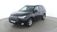 Svart Begagnad 2014 Mitsubishi Outlander SUV | 127 000 kr (Marknadspris)