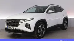 Vit Begagnad 2022 Hyundai Tucson Advanced SUV | 334 900 kr (Marknadspris)