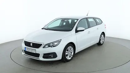 Vit Begagnad 2017 Peugeot 308 Active Kombi | 128 000 kr (Bra pris)