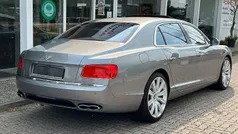 Grå Begagnad 2015 Bentley Flying Spur Mulliner Sedan | 899 000 kr