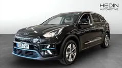 Svart (black) Begagnad 2022 Kia e-Niro Advance SUV | 284 900 kr (Marknadspris)