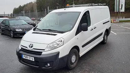 Vit Begagnad 2014 Toyota Proace Minibuss | 79 900 kr (Lite dyr)