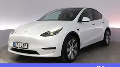Vit Begagnad 2023 Tesla Model Y Long Range AWD SUV | 444 900 kr (Marknadspris)