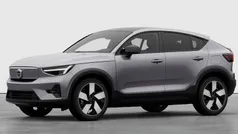 Silver Ny 2025 Volvo EC40 Single Motor Extended Range SUV | 631 100 kr (Marknadspris)