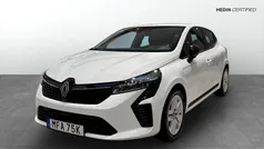 Vit (white) Begagnad 2024 Renault Clio V Evolution Halvkombi | 209 900 kr (Bra pris)