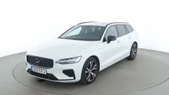 Vit Begagnad 2019 Volvo V60 R-Design Kombi | 307 000 kr (Marknadspris)