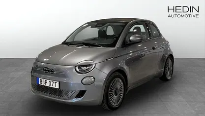 Begagnad Fiat 500e Icon 86 kW (118 HK) 2022 Grå Cab