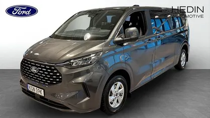 Begagnad 2024 Ford Tourneo Minibuss | 559 000 kr (Marknadspris)