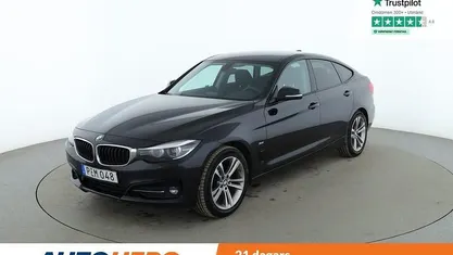 Svart Begagnad 2017 BMW 320 Gran Turismo Sport Line Sedan | 177 000 kr (Marknadspris)